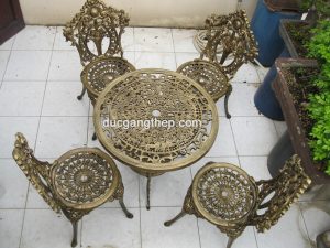 Bàn ghế ngoài trời kiểu dáng cổ điển - Mã BHL (1)