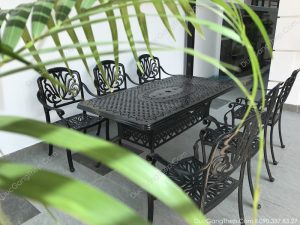 ban-ghe-dai-bang-gang-duc-phong-cach-hien-dai