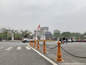 đúc trụ gang chắn đường theo yêu cầu giá rẻ